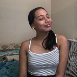 Meet your Posher, Daniela